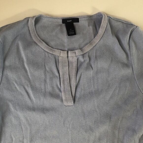 Gap Stretch Women’s Split Neck Ribbed Short Sleeve Top Tag Size Medium - Picture 10 of 13